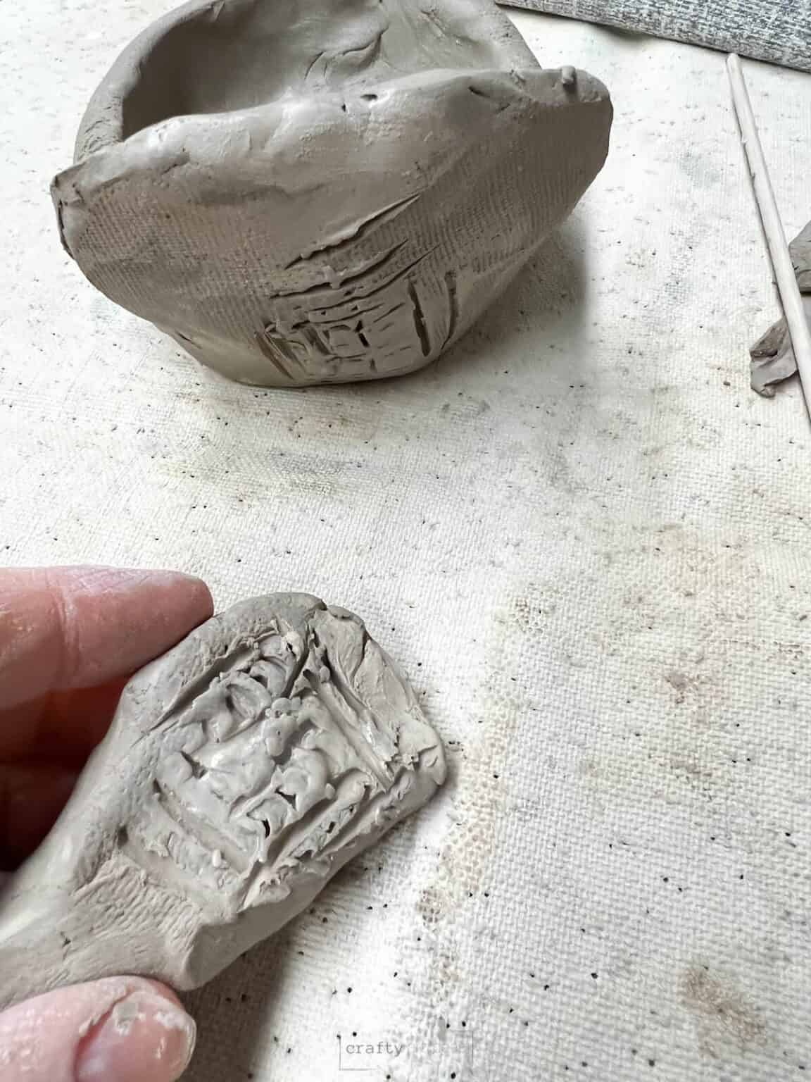 How To Build Clay Pinch Pot Animals - Crafty Art Ideas