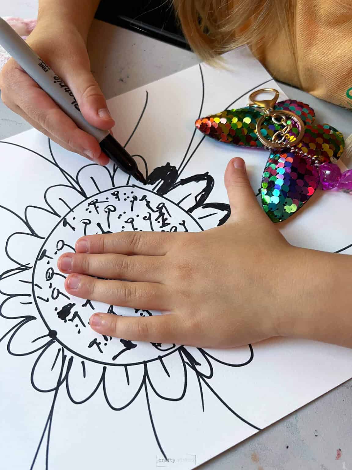 Easy Flower Painting Idea For Kids - Crafty Art Ideas