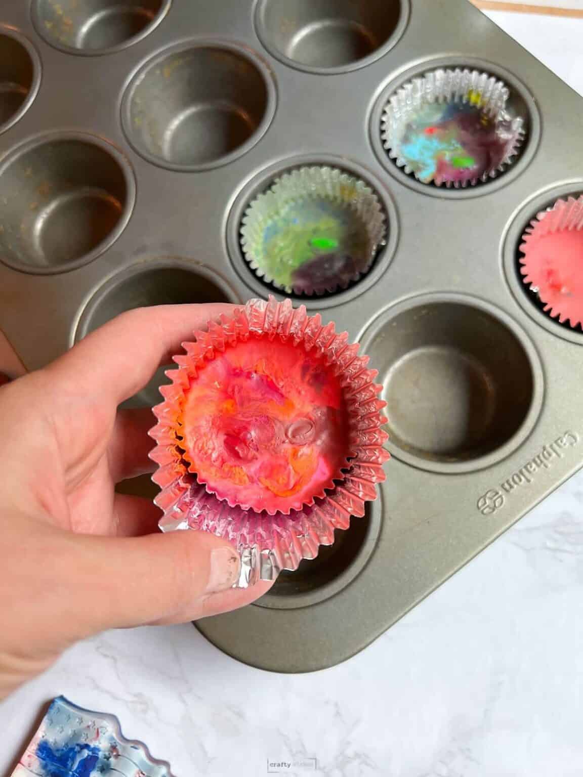 How To Melt Crayons In The Oven Crafty Art Ideas