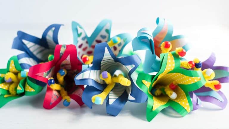 25+ Pretty Flower Art Project & Craft Ideas For Kids - Crafty Art Ideas