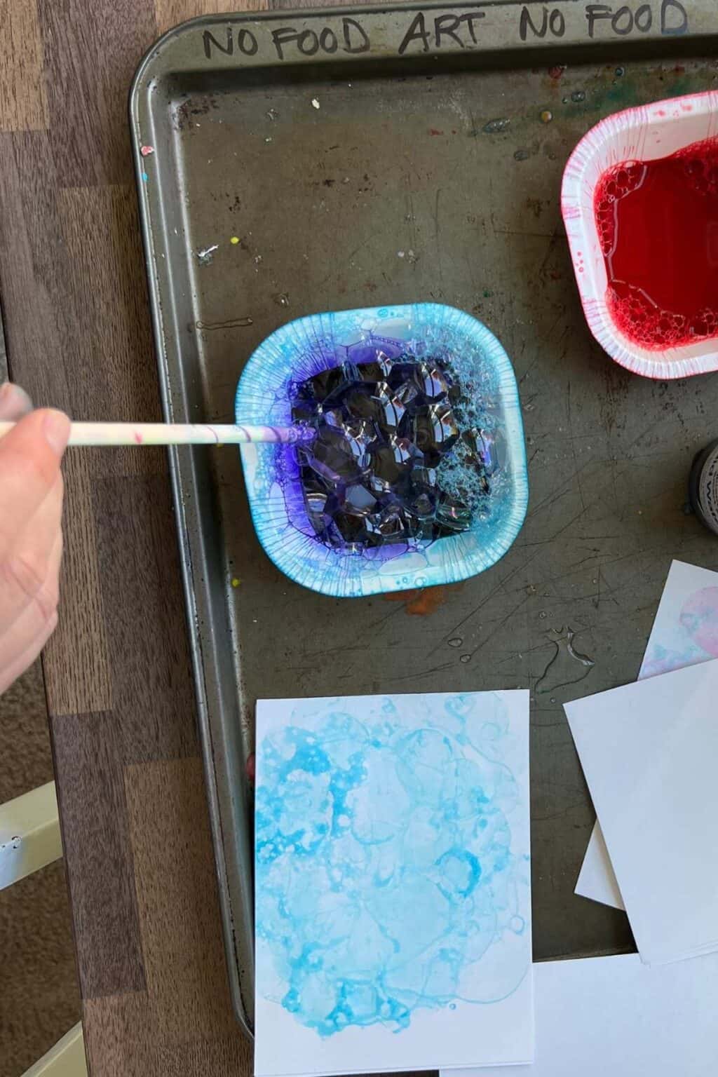 How To Make The Coolest Bubble Prints With Kids - Crafty Art Ideas